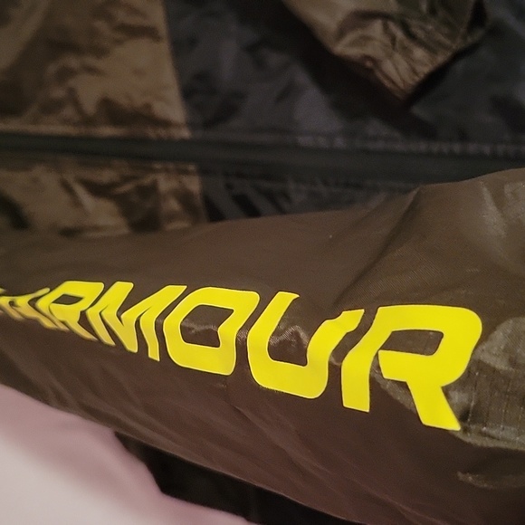 Under Armor Jacket M - Picture 3 of 5